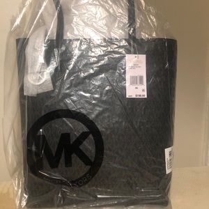 NWT MICHAEL KORS BAG